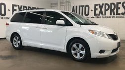 2014 Toyota Sienna LE 7-Passenger Auto Access Sea