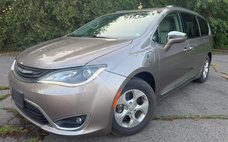 2018 Chrysler Pacifica Hybrid Limited