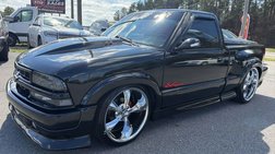 2002 Chevrolet S-10 Base