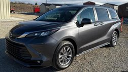2025 Toyota Sienna XLE