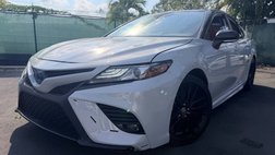 2021 Toyota Camry Hybrid XSE