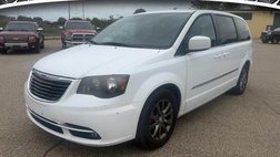 2014 Chrysler Town and Country S