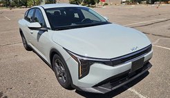2025 Kia K4 LX