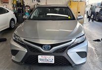 2020 Toyota Camry Hybrid SE