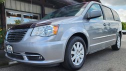 2016 Chrysler Town and Country Touring