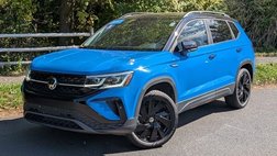 2024 Volkswagen Taos SE Black 4Motion
