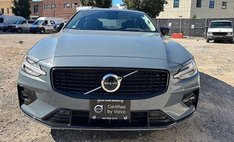 2024 Volvo S60 B5 Plus Dark Theme