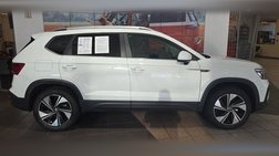 2024 Volkswagen Taos SE 4Motion