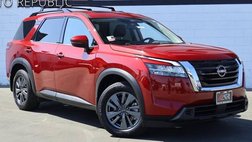 2022 Nissan Pathfinder SV