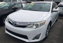 2012 Toyota Camry Hybrid XLE
