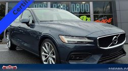 2021 Volvo S60 T6 Momentum