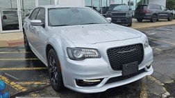 2022 Chrysler 300 Touring L