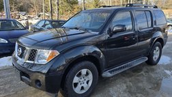 2005 Nissan Pathfinder XE 2WD