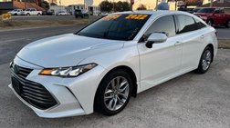 2022 Toyota Avalon Hybrid XLE