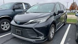 2022 Toyota Sienna XLE 7-Passenger