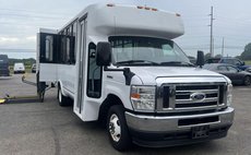 2016 Ford E-Series E-350 SD