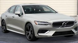 2022 Volvo S60 Recharge T8 Inscription