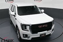 2022 GMC Yukon SLE
