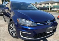 2017 Volkswagen e-Golf SE