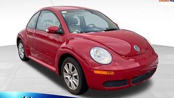 2010 Volkswagen New Beetle 