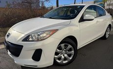 2013 Mazda MAZDA3 i SV