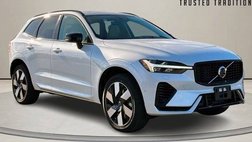 2025 Volvo XC60 T8 Plus Dark Theme