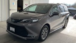 2024 Toyota Sienna XLE