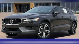 2023 Volvo V60 Cross Country B5 Plus