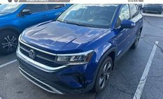 2024 Volkswagen Taos SE 4Motion
