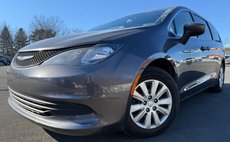 2020 Chrysler Voyager L