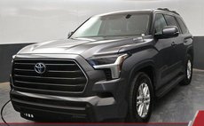 2023 Toyota Sequoia SR5