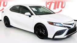 2022 Toyota Camry Hybrid XSE
