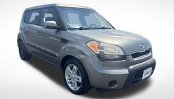 2011 Kia Soul +
