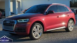 2018 Audi Q5 2.0T quattro Premium Plus