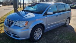2013 Chrysler Town and Country Touring