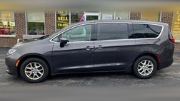 2020 Chrysler Voyager LX