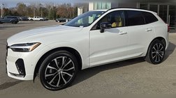 2023 Volvo XC60 B5 Ultimate Dark Theme