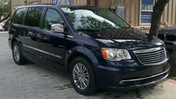 2014 Chrysler Town and Country Touring-L