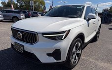 2024 Volvo XC40 XC40 Core, B5 AWD Gas (mild hybrid), Gasoline, Bright