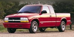 2002 Chevrolet S-10 LS