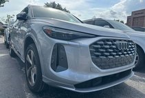 2025 Audi Q5 quattro Premium Plus TFSI