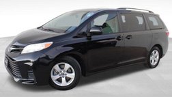 2019 Toyota Sienna LE