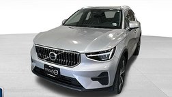 2024 Volvo XC40 B5 Core