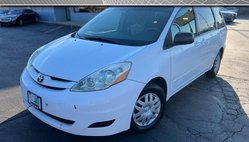 2010 Toyota Sienna CE 7-Passenger