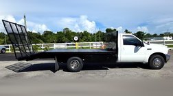 2004 Ford F-350 XL 2WD DRW