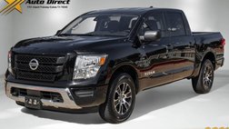 2022 Nissan Titan SV