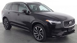 2022 Volvo XC90 T6 Momentum 6-Passenger