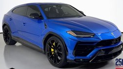 2022 Lamborghini Urus Base