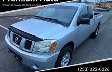 2004 Nissan Titan XE
