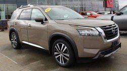 2023 Nissan Pathfinder Platinum